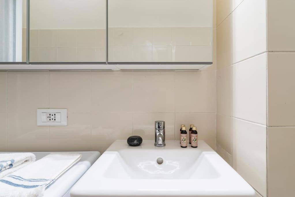 Col Di Lana Flexyrent Apartment Milan