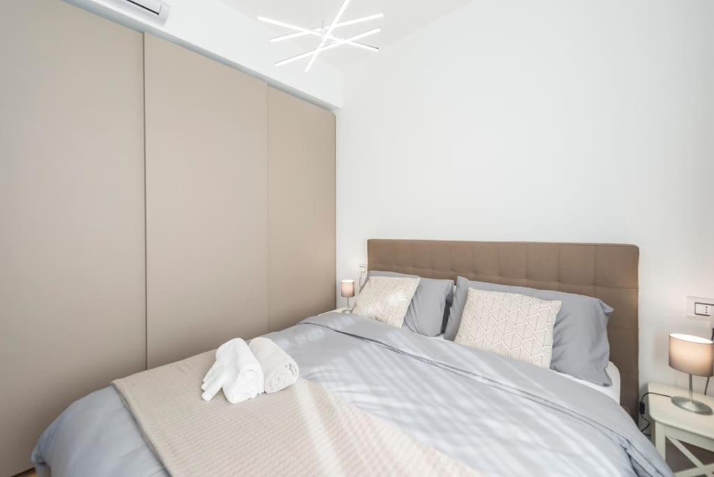 Apartment Cozy Private Flat - Mm Marche 7 Min *