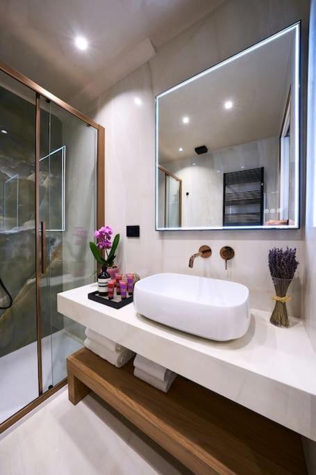 Apartment Picasso Luxe Milan