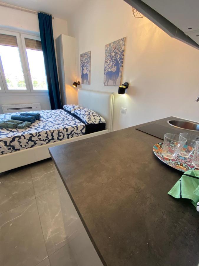 Apartment Studio 33 *