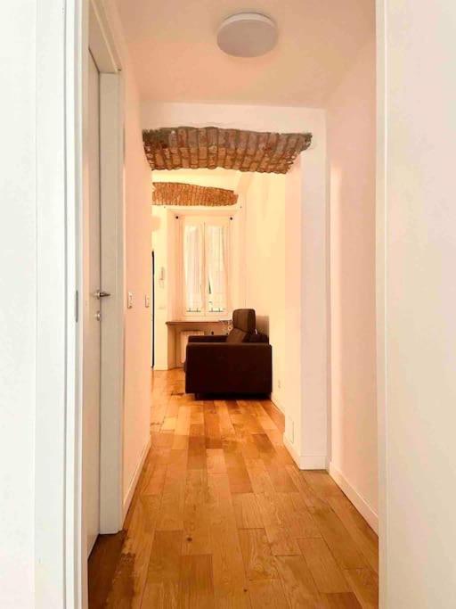 Appartement Isola - Garibaldi Lovely Apt. With Netflix And Wifi Milaan