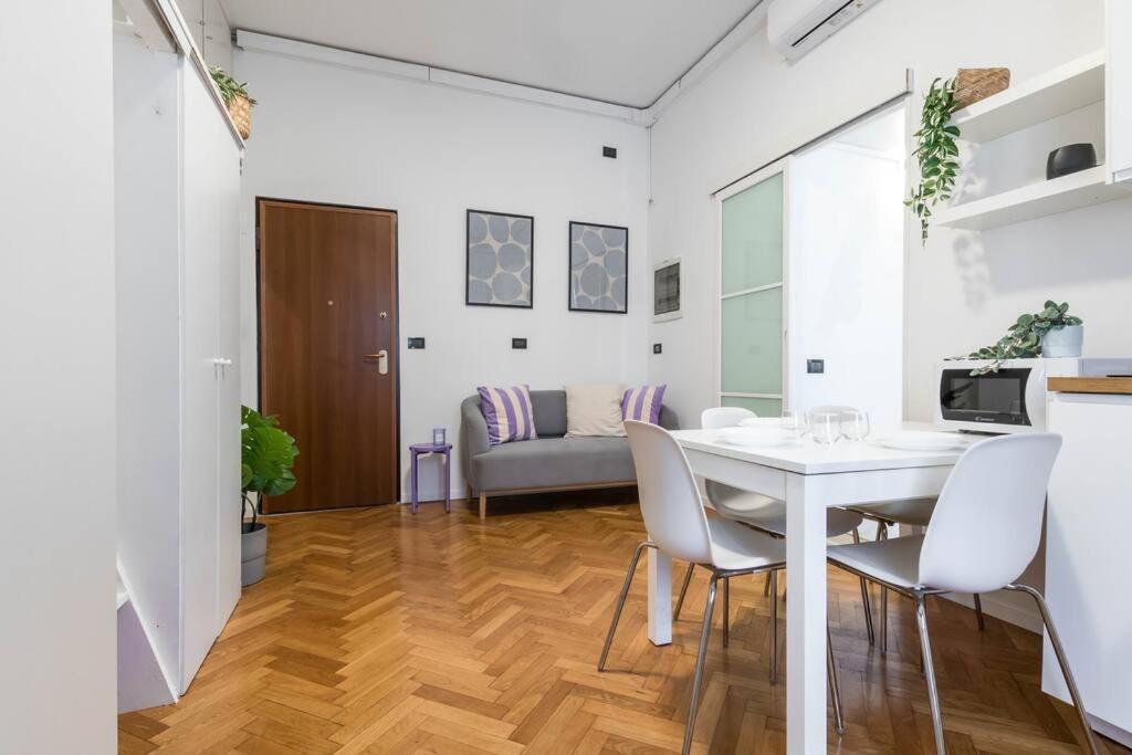 Apartment Feeling - Nel Centro Storico Di Milan