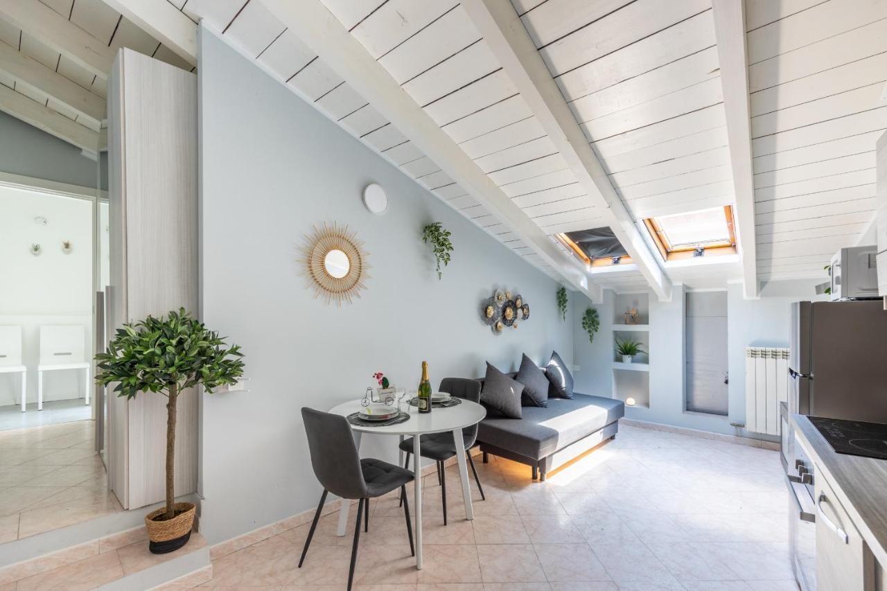 Free Parking Tiny House Wifi Netflix 15 Minuti Dal Duomo Apartment *