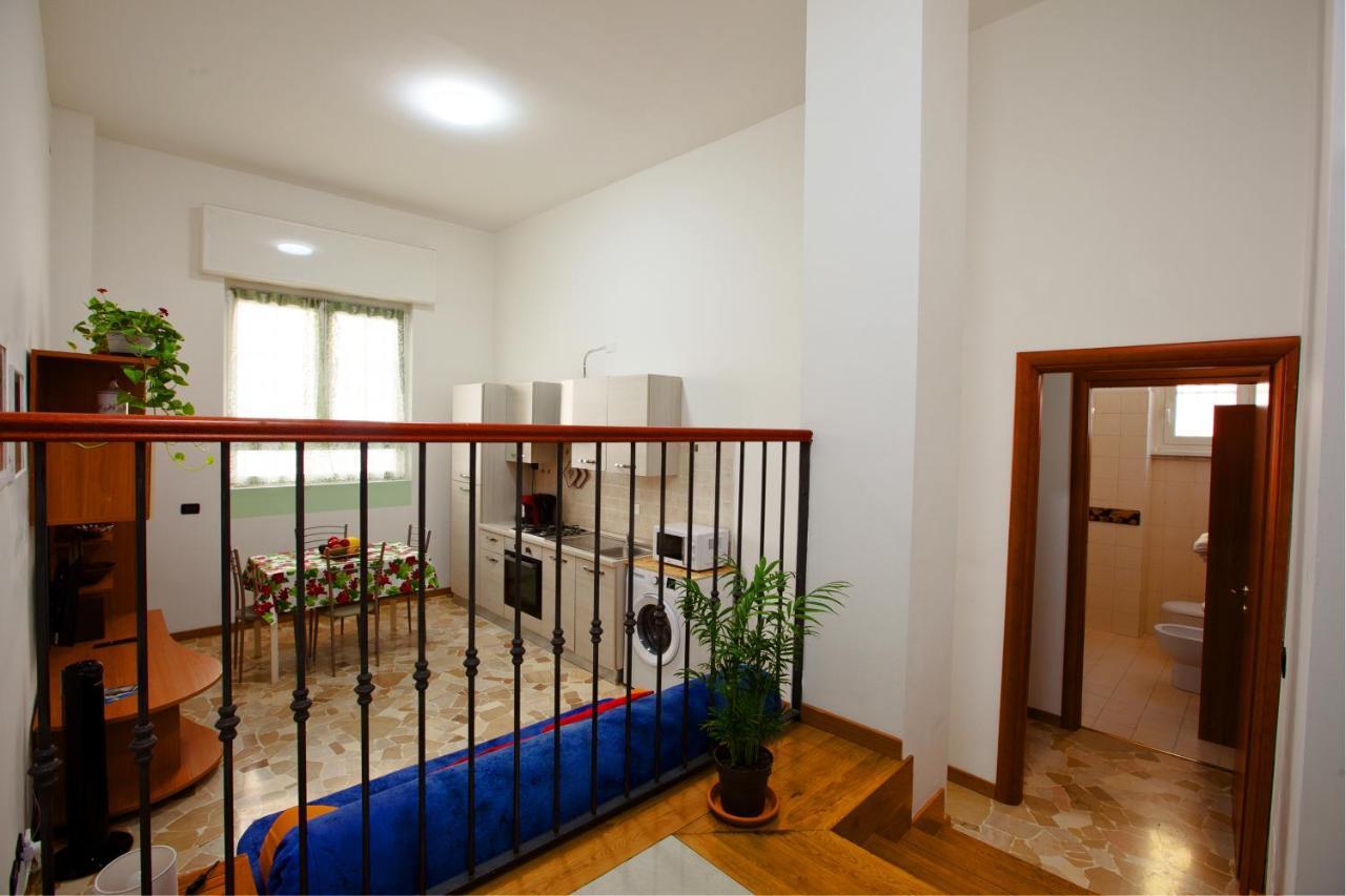 Bilocale A 400m Dalla Stazione Di Lambrate - Casa Abano * Milaan