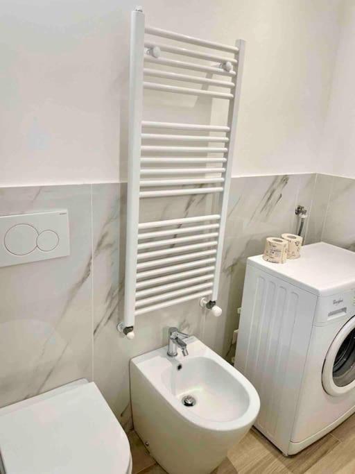 Isola - Garibaldi Lovely Apt. With Netflix And Wifi Appartement Milaan