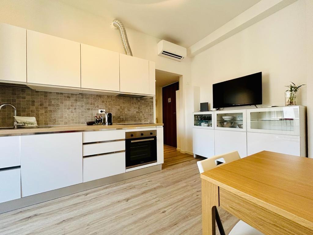 Lejlighed Kibilu - Via San Faustino Milano