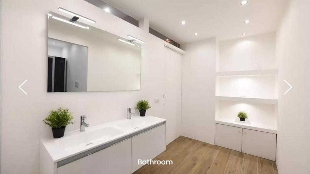 Whole 2 Bedrooms In Appartamento Milano