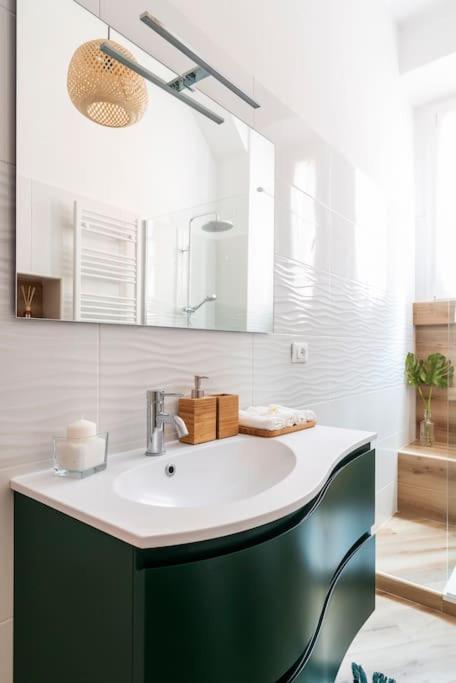 New Jungle & Charming Flat - Zona De Angeli Appartamento Milano