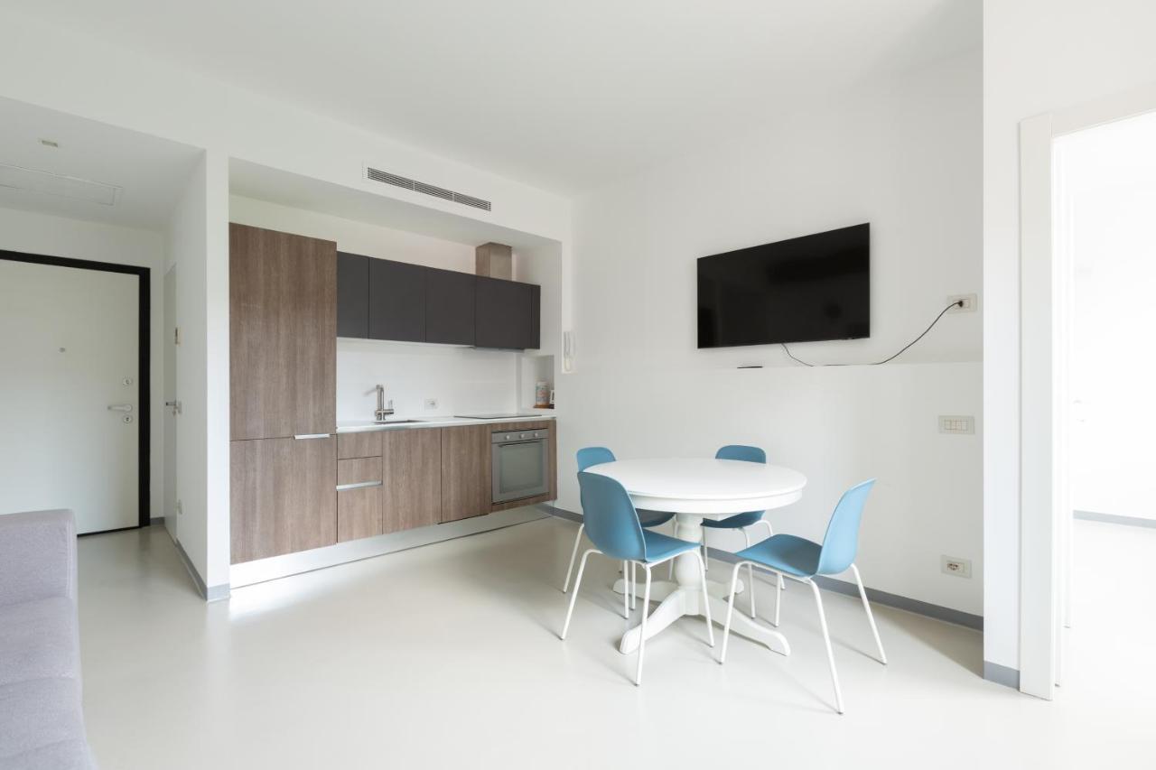Porta Nuova Bright And Stylish Flat Milano