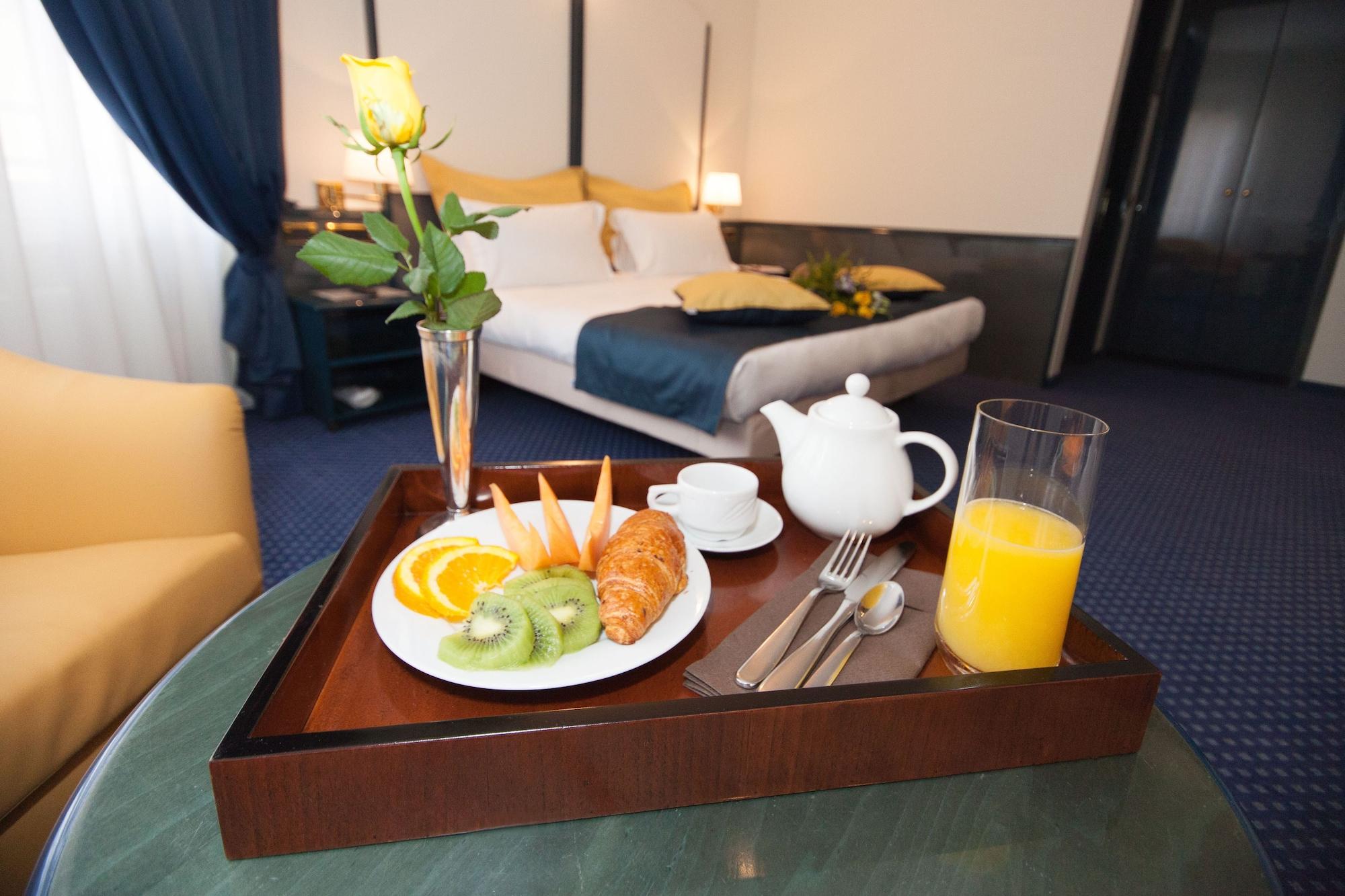 Ih Ambasciatori Hotel 4*