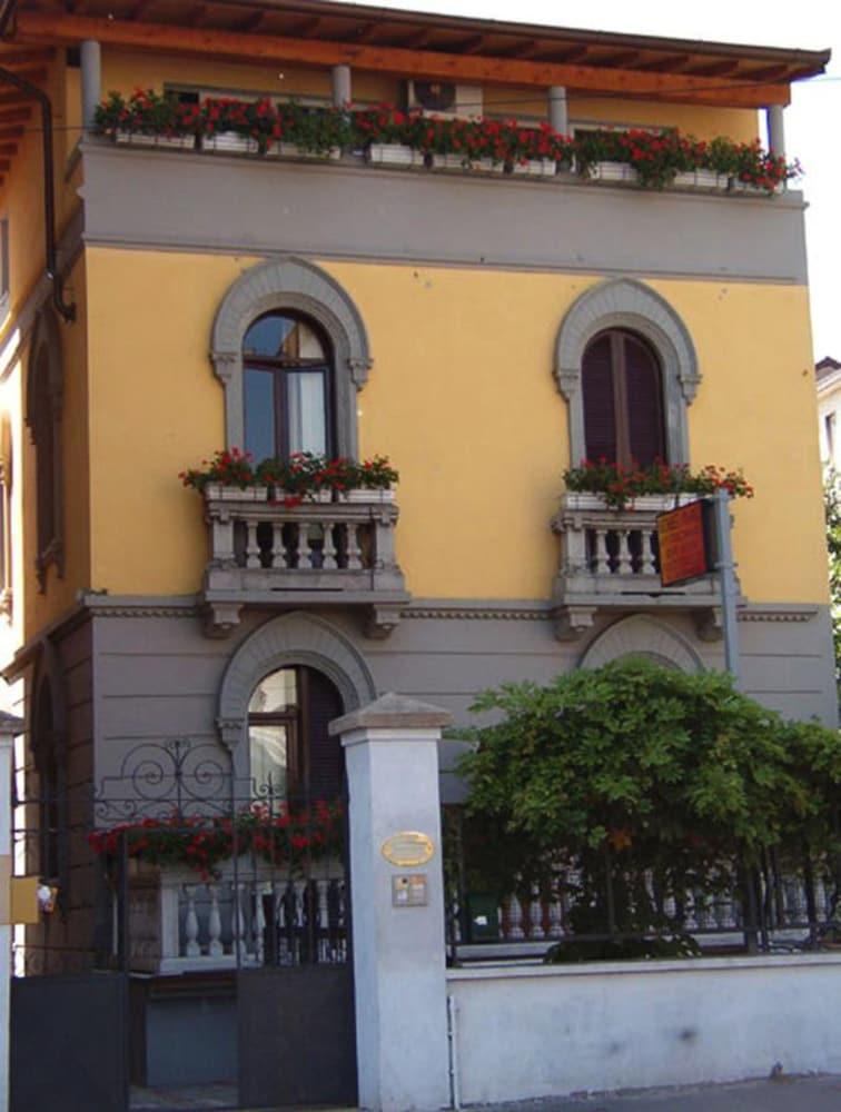 Villino Gasthuis 2*