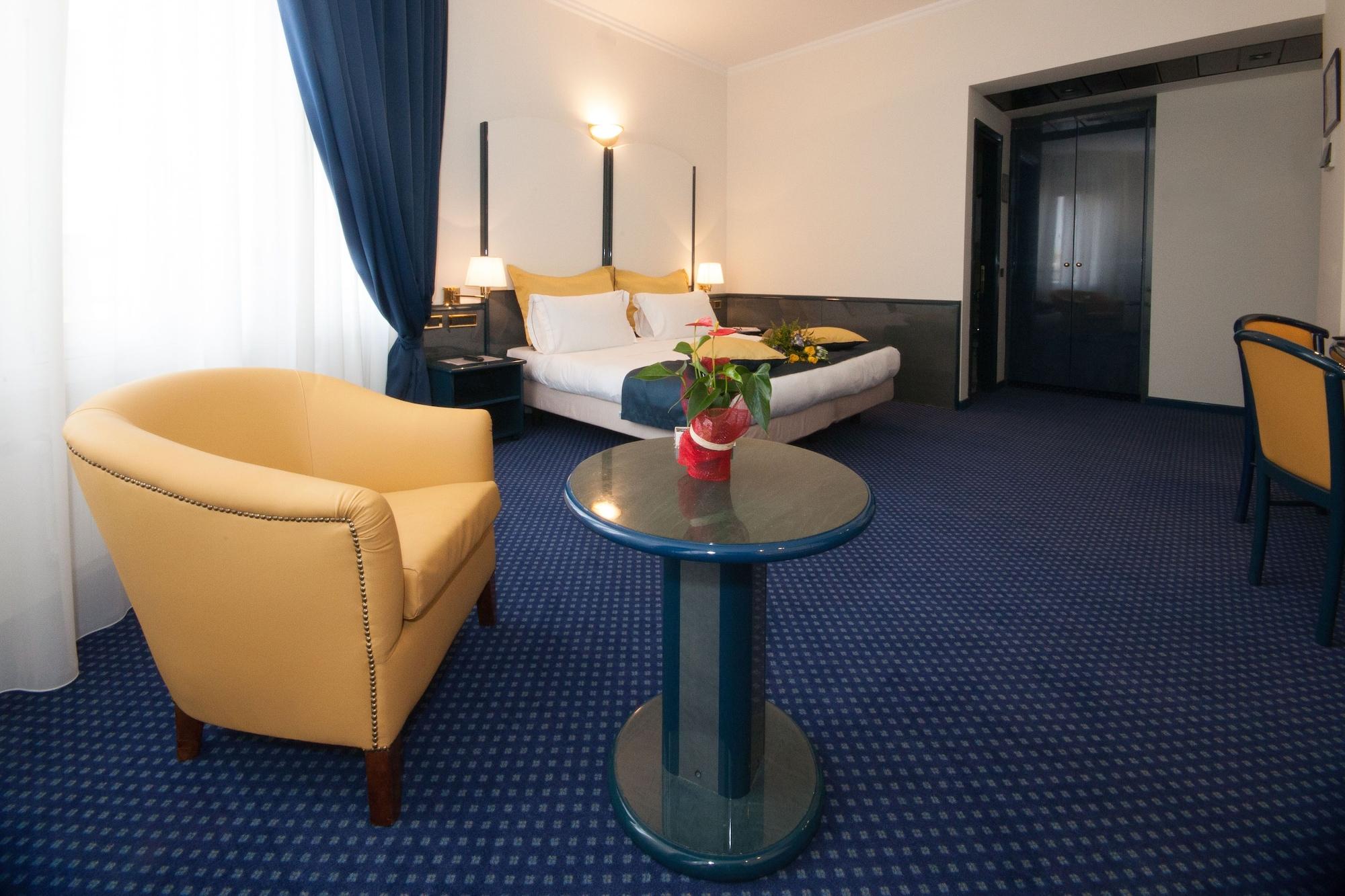 Ih Ambasciatori Hotel