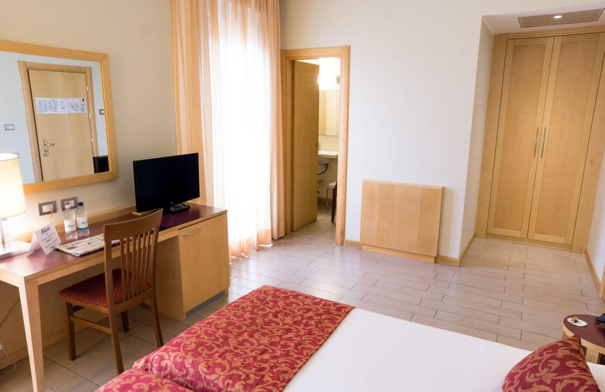 Hotel Mokinba Cristallo 3*