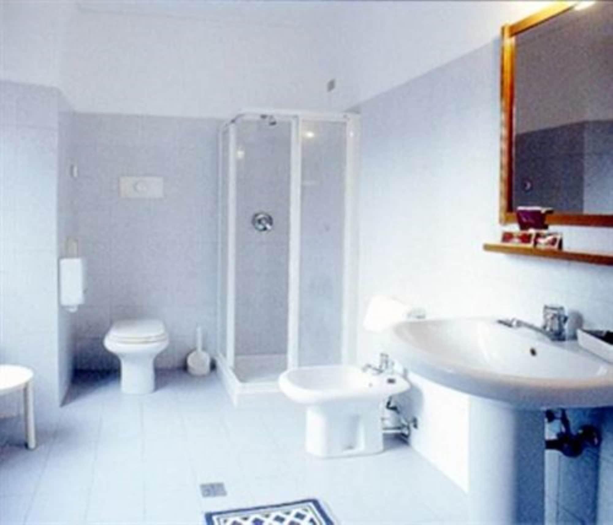 Hotell Pavone 3*