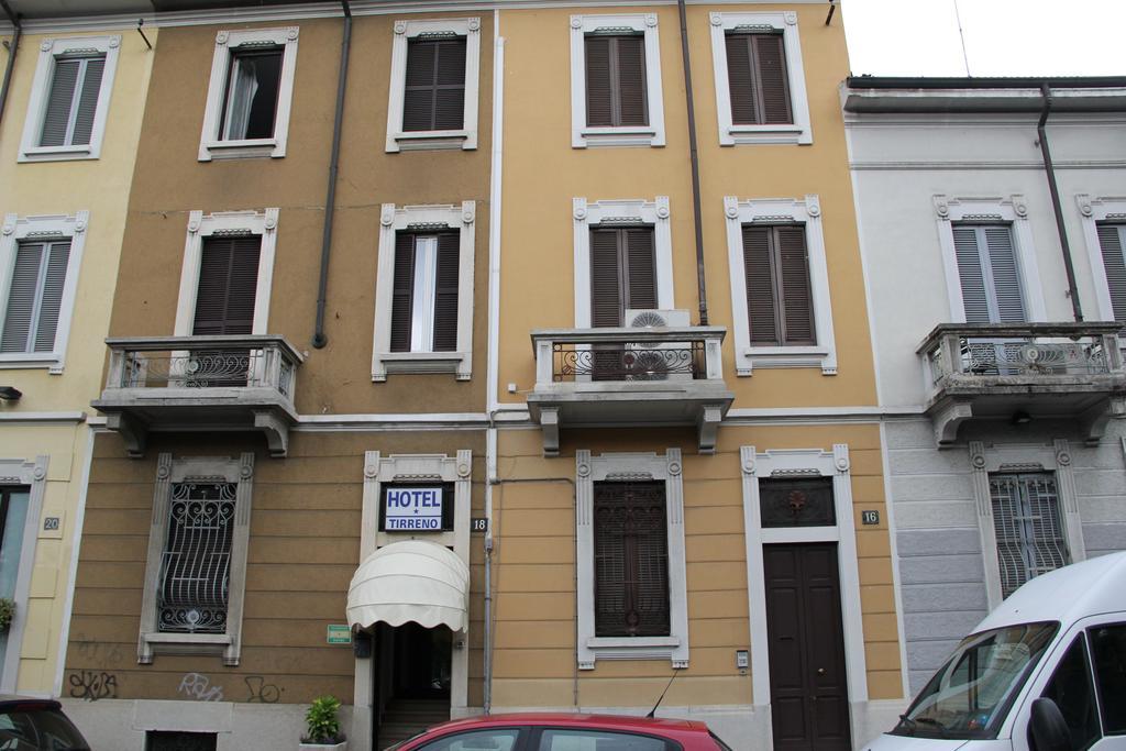 Tirreno Hotel *