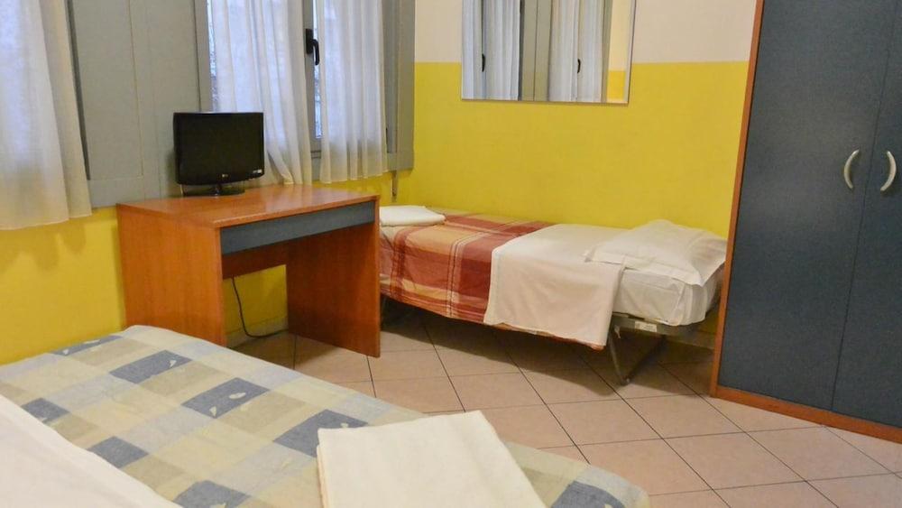 Hotel Station