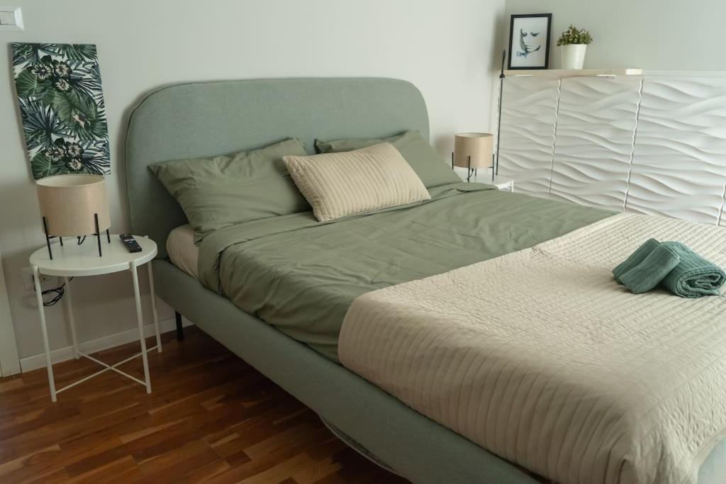 Singola Con Ac, Tv, Wi-fi E Cucina Appartamento *