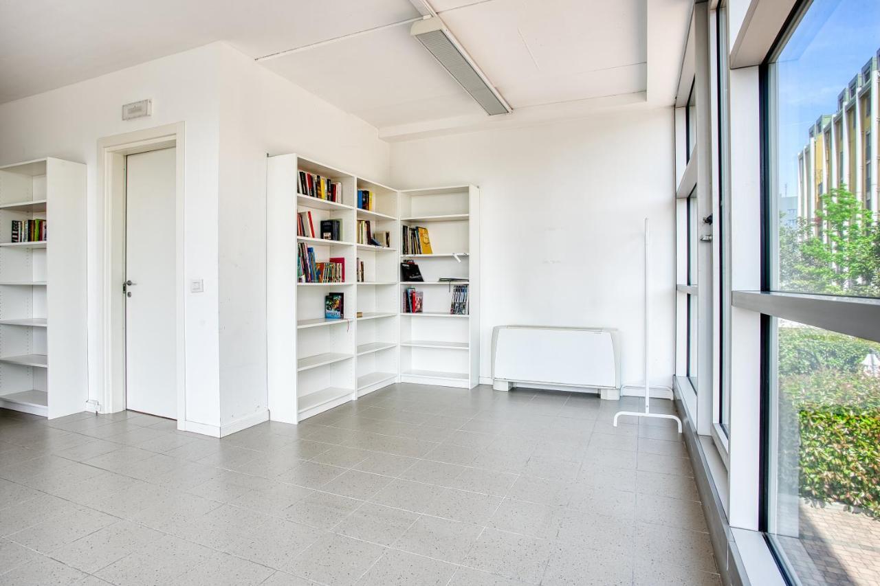 Spacious And Bright Loft - Fondazione Prada Apartment *