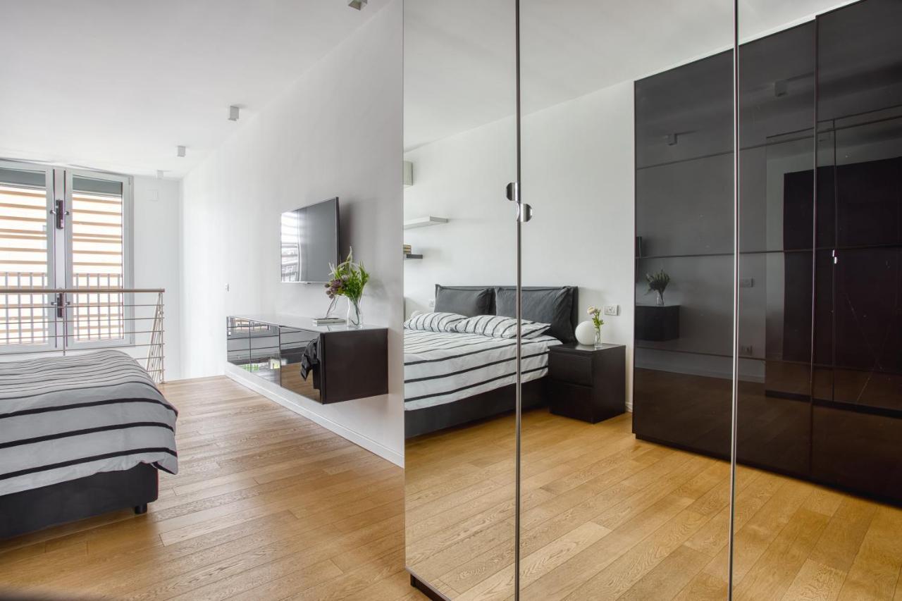 Spacious And Bright Loft - Fondazione Prada Apartment *