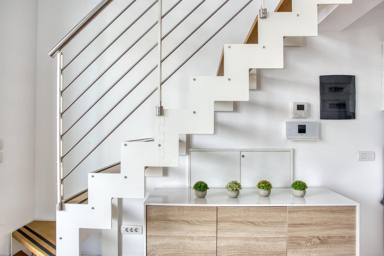 Spacious And Bright Loft - Fondazione Prada Apartment
