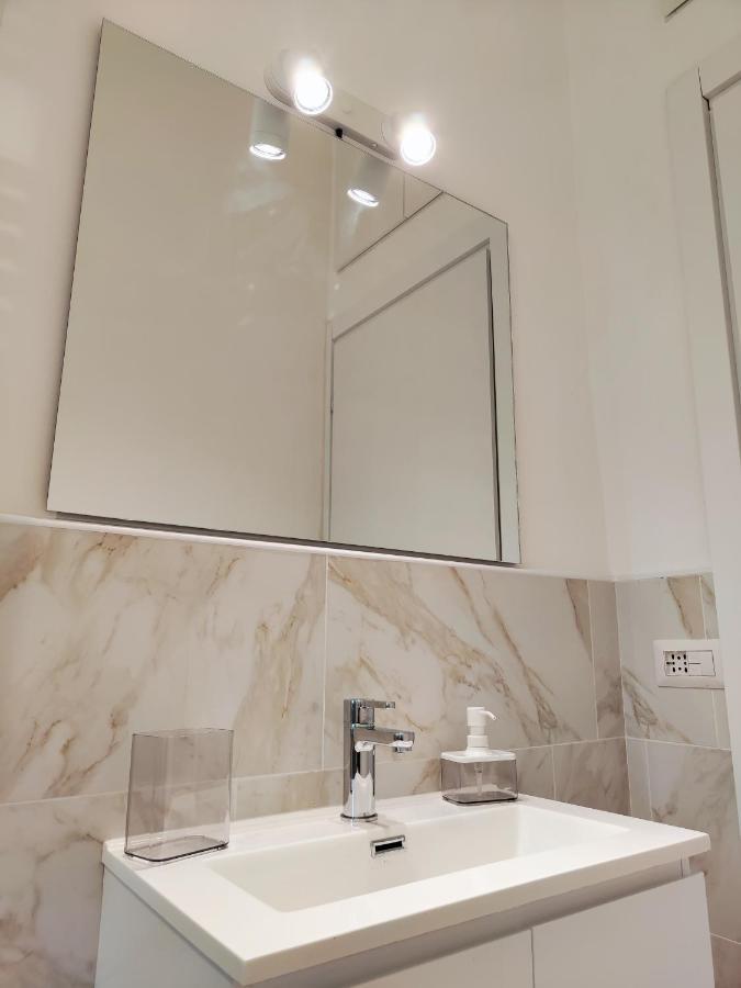 Apartment The Green Apt - Stylish And Confortable Large Studio Close To Metro Milan