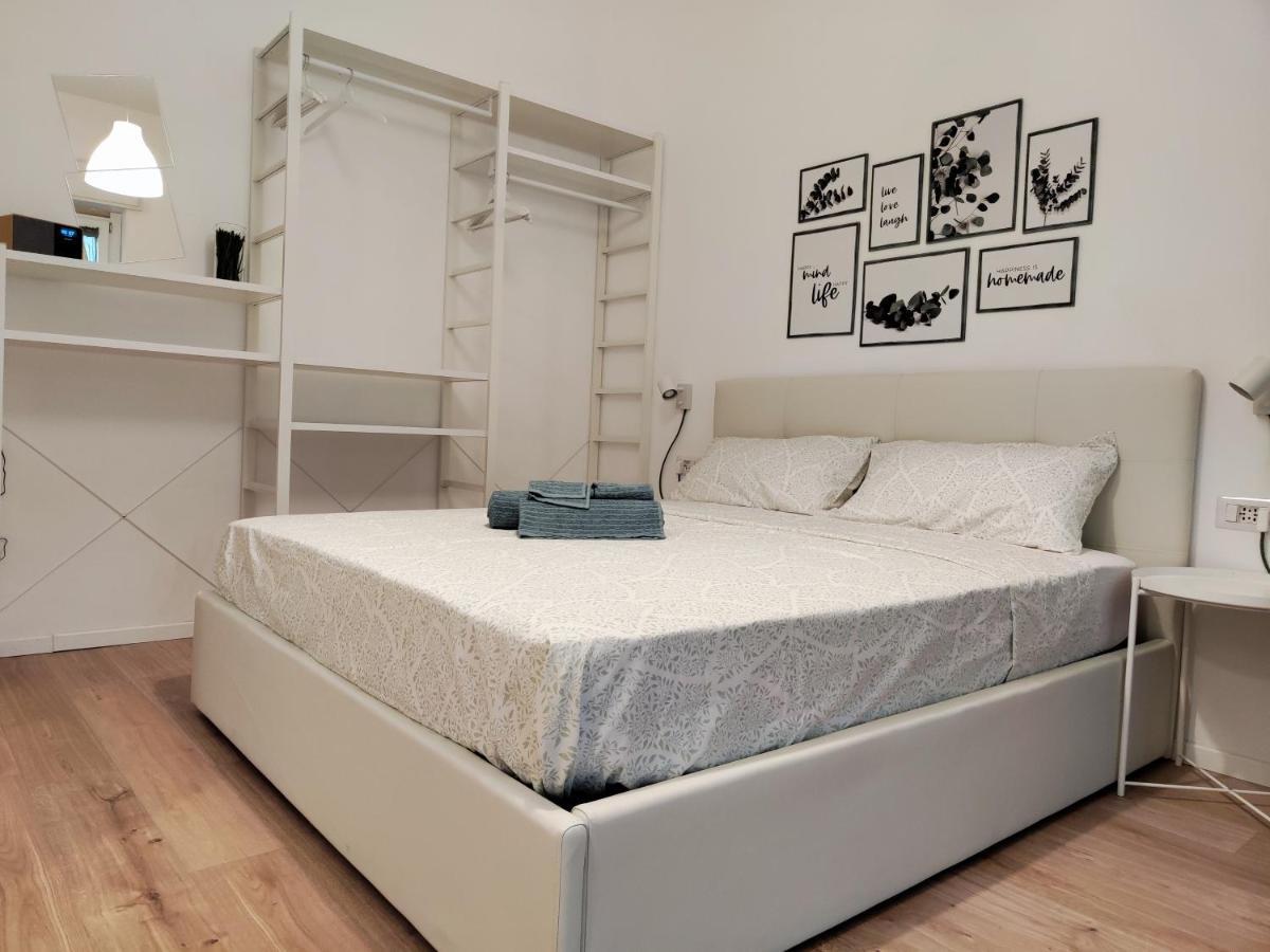 The Green Apt - Stylish And Confortable Large Studio Close To Metro Apartment *