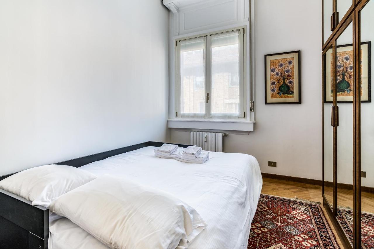 Leilighet Huge Center Guastalla Gardens 8pax *