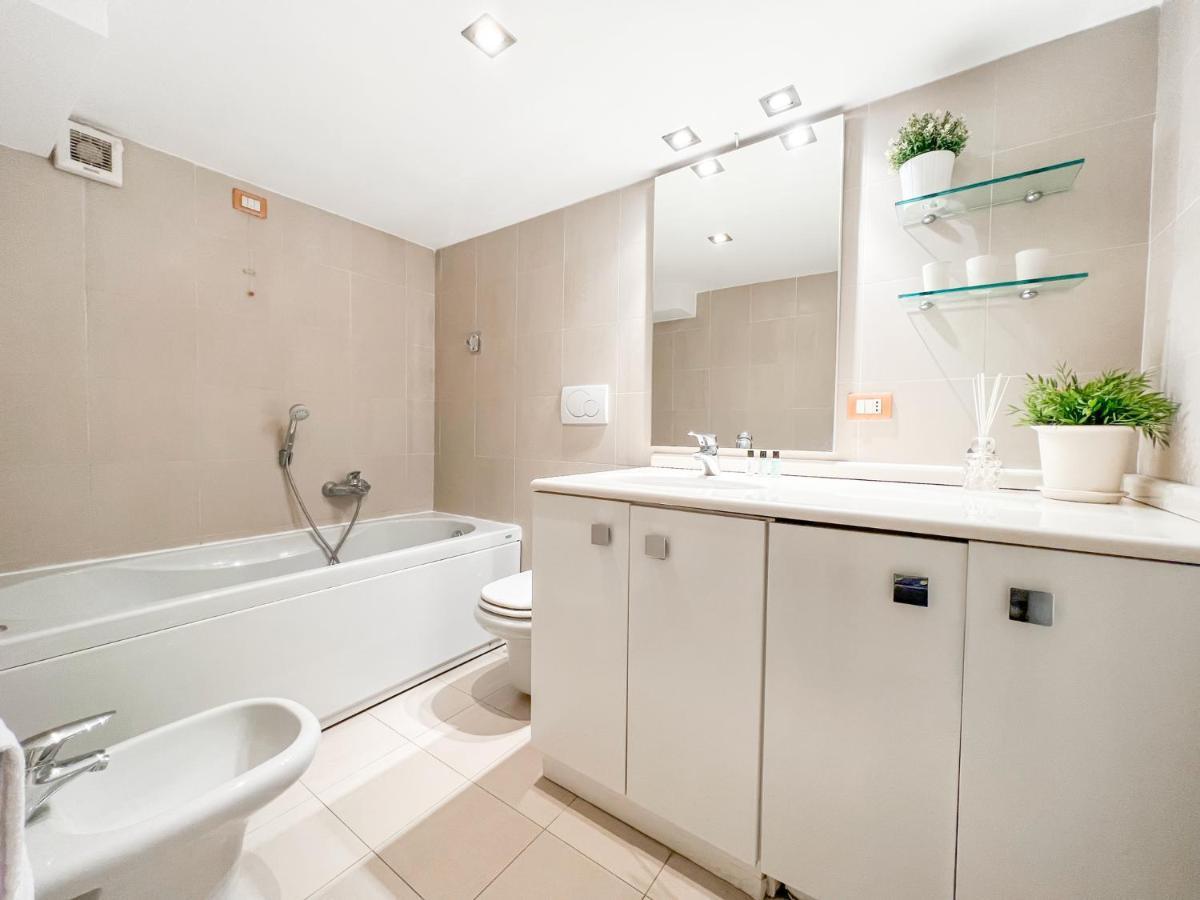 Appartement Hsl - Settembrini 7 *