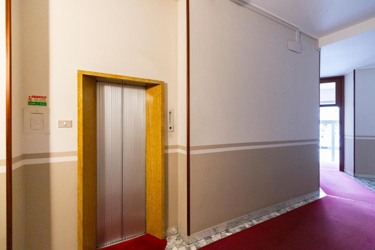 Brenta Floor - Mm3 Yellow Line Apartment
