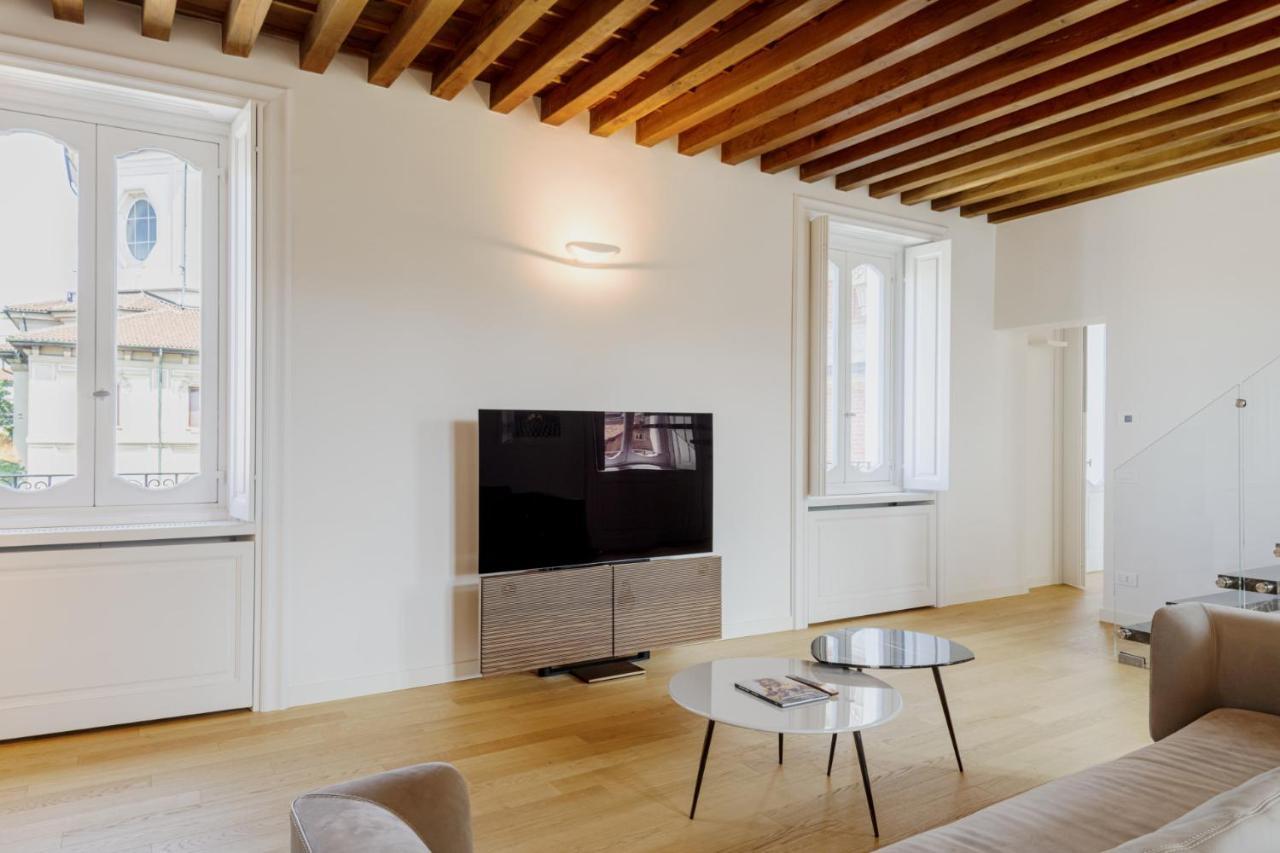 Easylife - Prestigiosa Dimora Due Passi Dal Duomo Milano