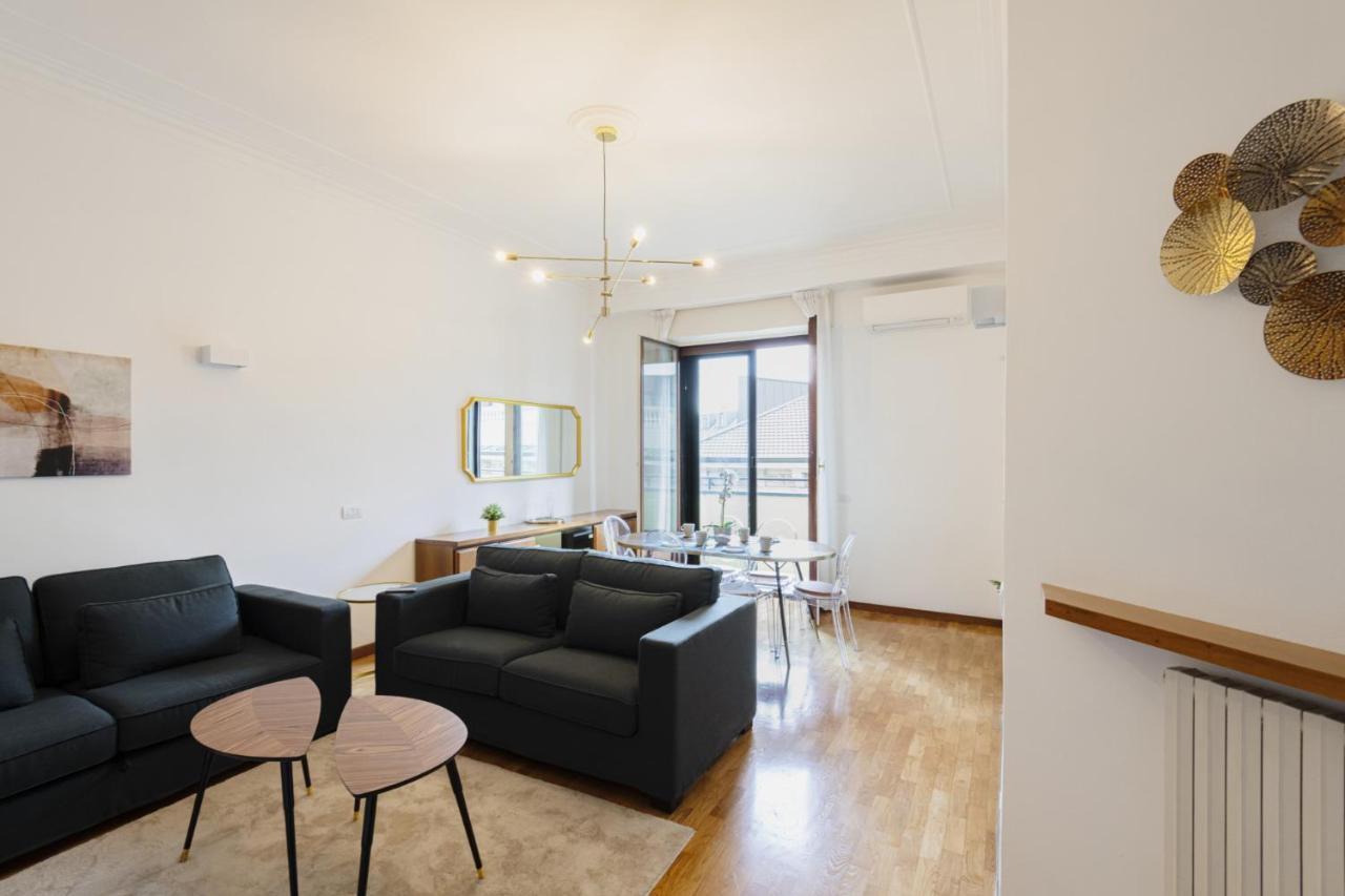 Easylife - Attico Di Lusso A Pochi Passi Dal Duomo * Milan