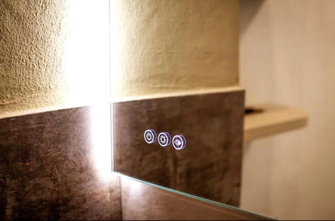 Soppalchino In Via Savona Apartment