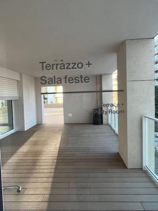 Eliteestates-sky16+gym+pool+free Parking+ps5+rooftop Appartamento