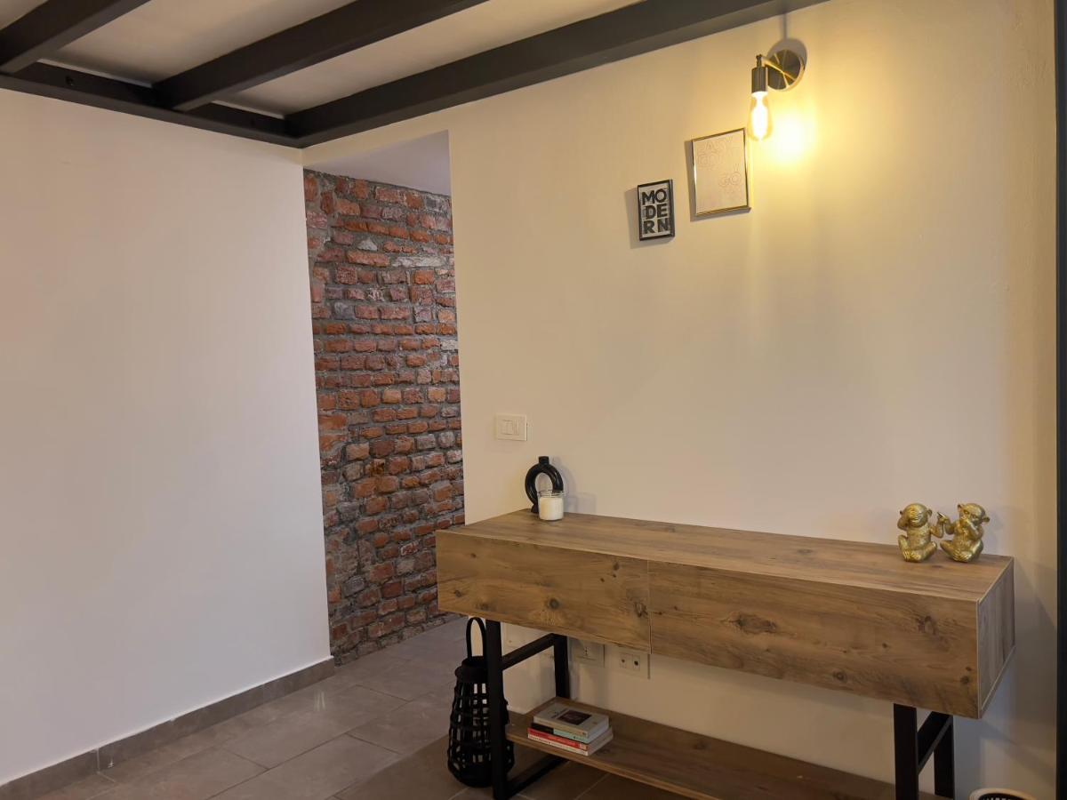 Regina In Porta Romana 3 - Sky Tv, Wifi & Breakfast Box Milano