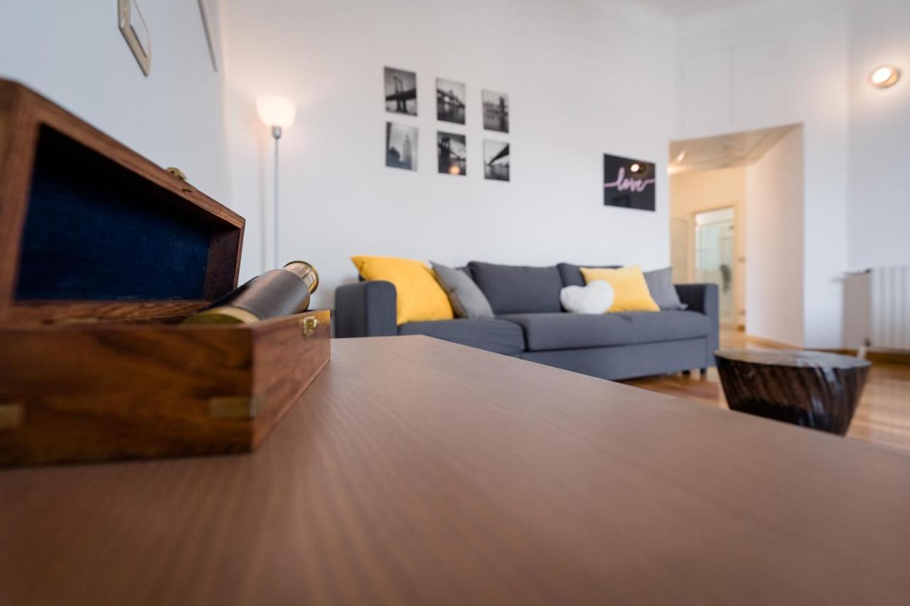 Cinque Vie Floor - Center Milano