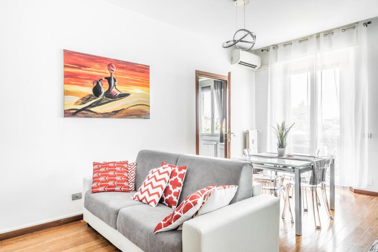 'tribal House' Sansiro-rhofiera-duomo Appartement