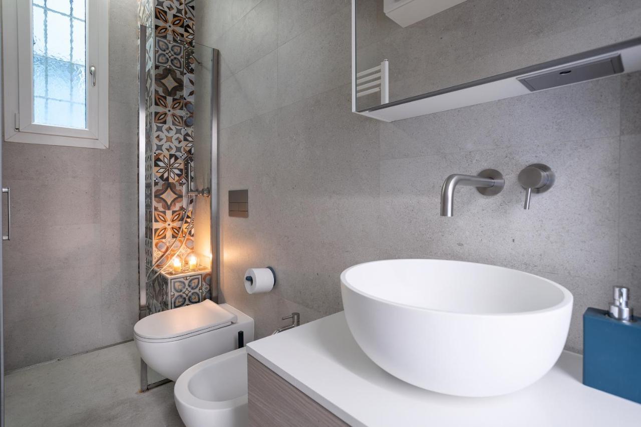 Centrale-loreto Con Terrazzo Apartment *