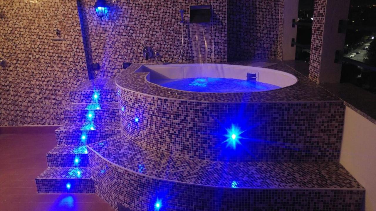 - Doppia Con Bagno Privato In Stupendo Attico Con Vista Mozzafiato Milan