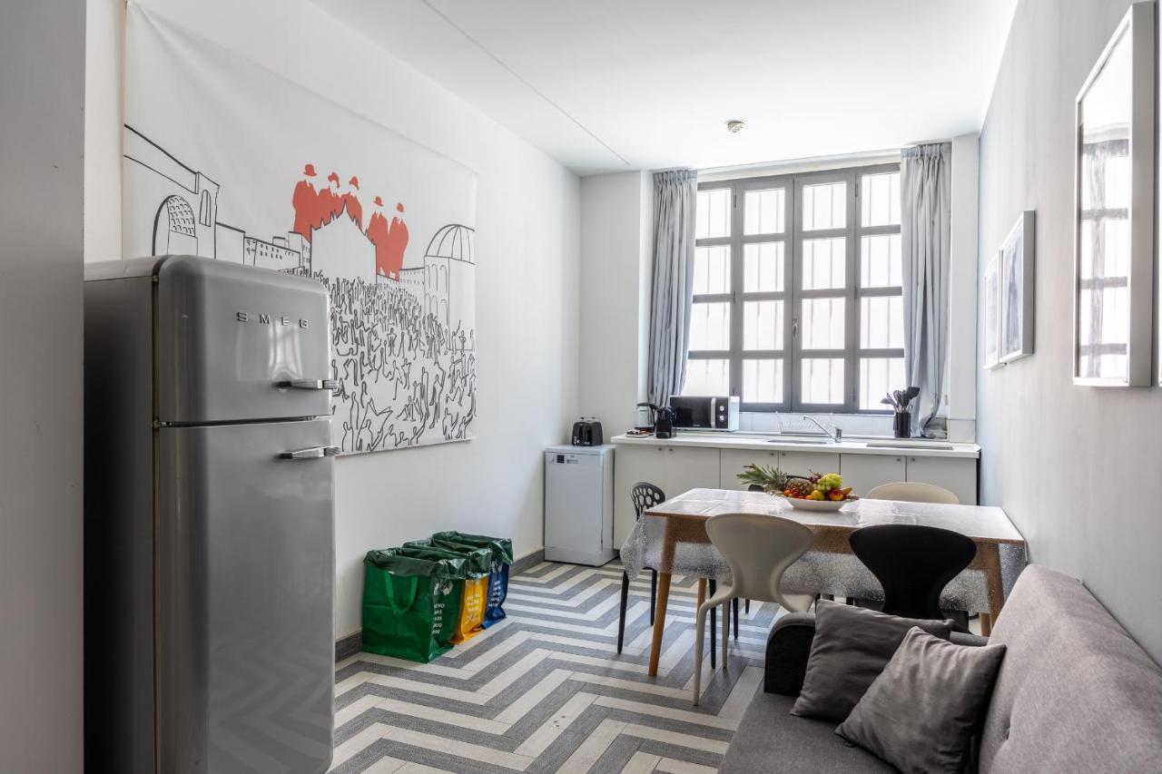 Armani House - Center Apartment Mailand