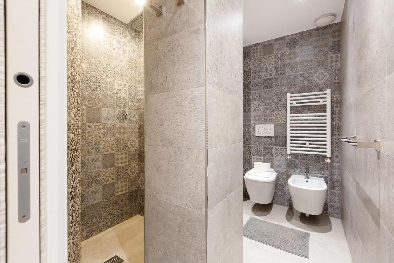 Apartment Design Milano-moscova With Shared Terrace *