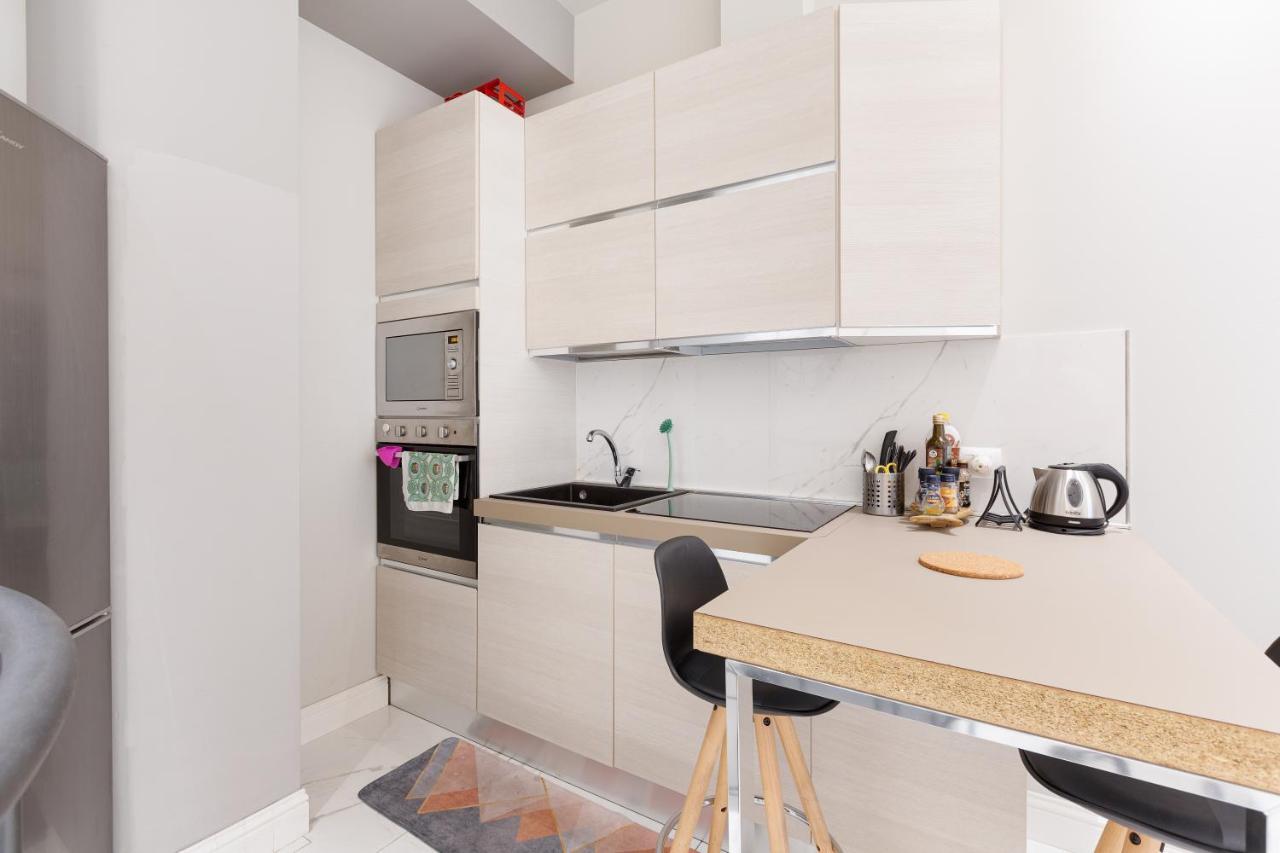 Apartment Design Milano-moscova With Shared Terrace *