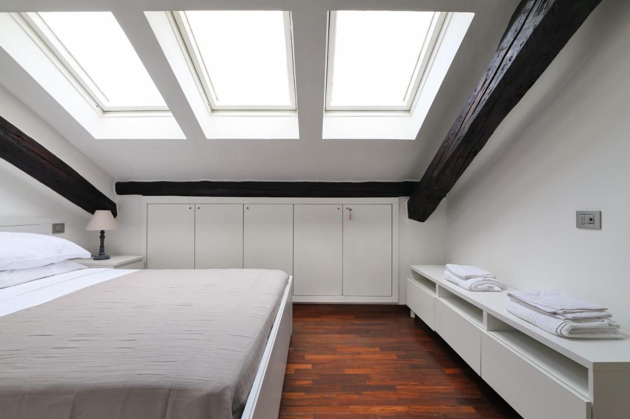 Elegant P.venezia Attic * Milaan