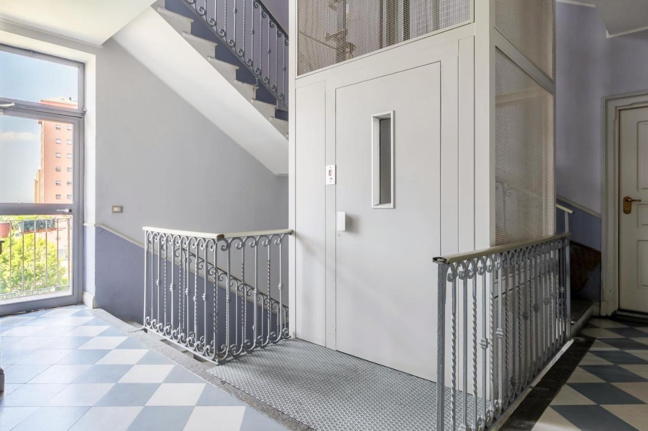 Maison La Vecchia - Via Missaglia - By Host4u Appartamento Milano