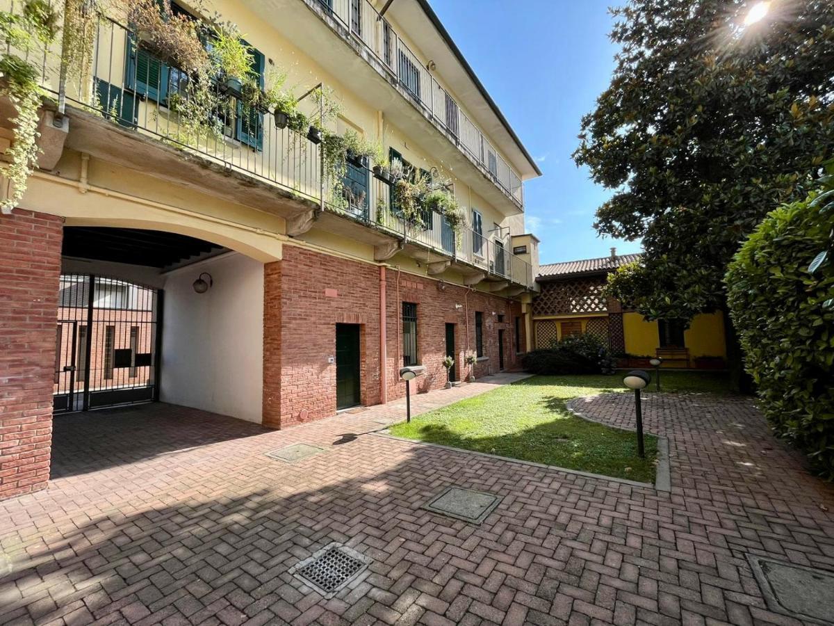 Sansiro Fiera Apartment Milan
