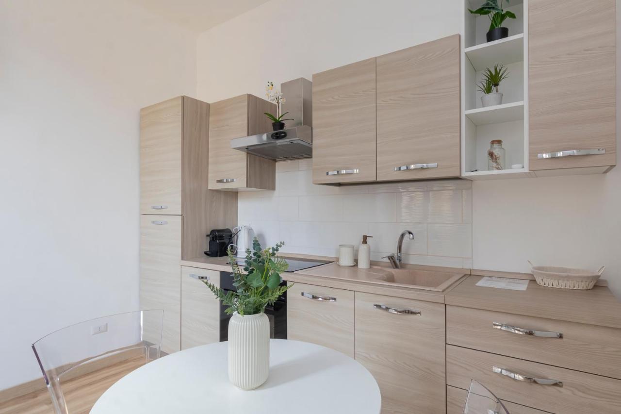 Ihost Flat - Monza 20 Appartement Milaan