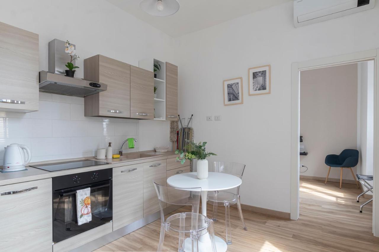 Ihost Flat - Monza 20 Milaan