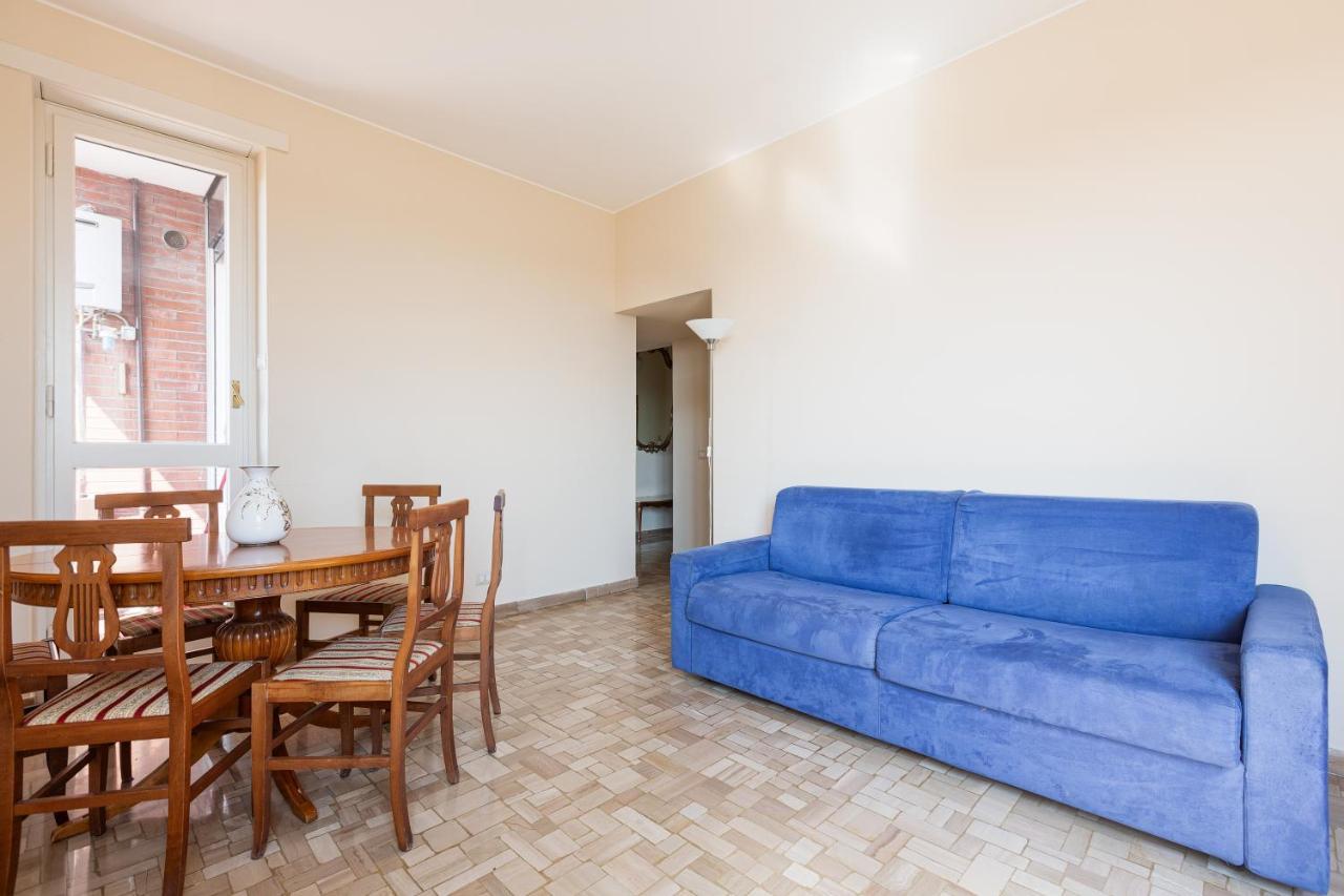 - Roomy 300 M From M3 Affori Fn! Leilighet *