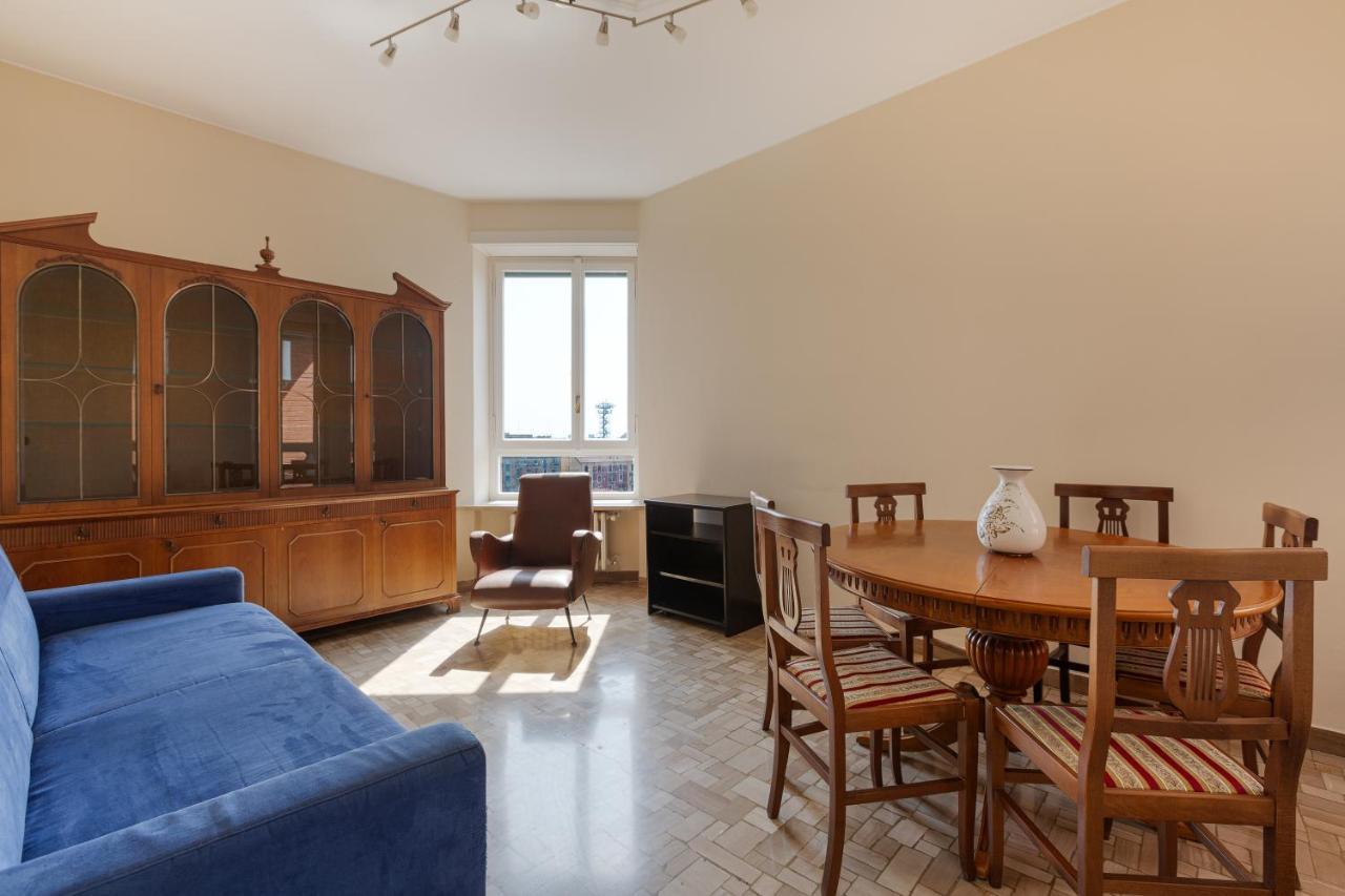 - Roomy 300 M From M3 Affori Fn! Mailand
