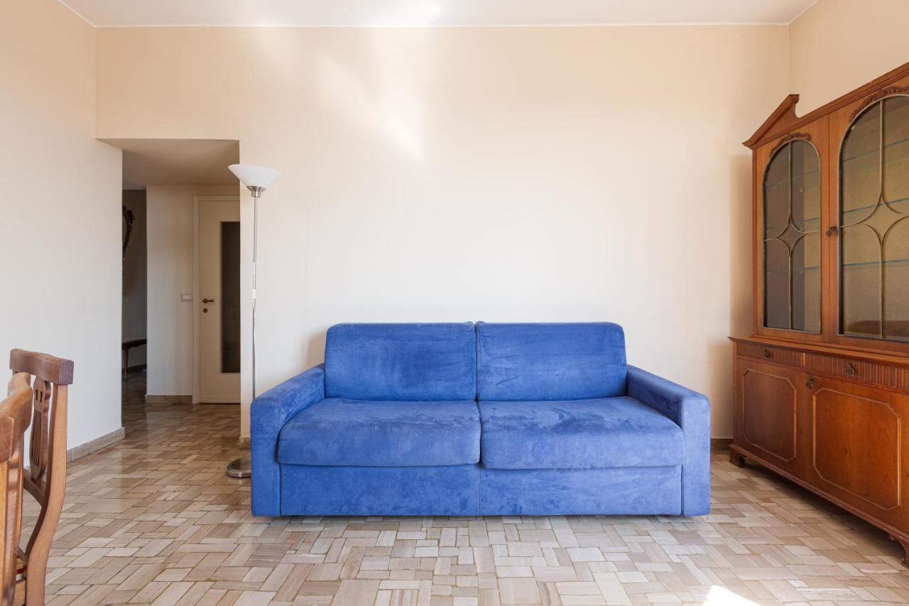 - Roomy 300 M From M3 Affori Fn! *