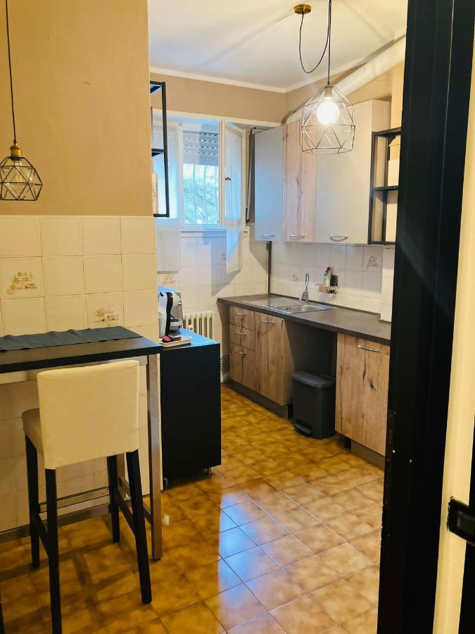 Serra 7 Apartment Milan